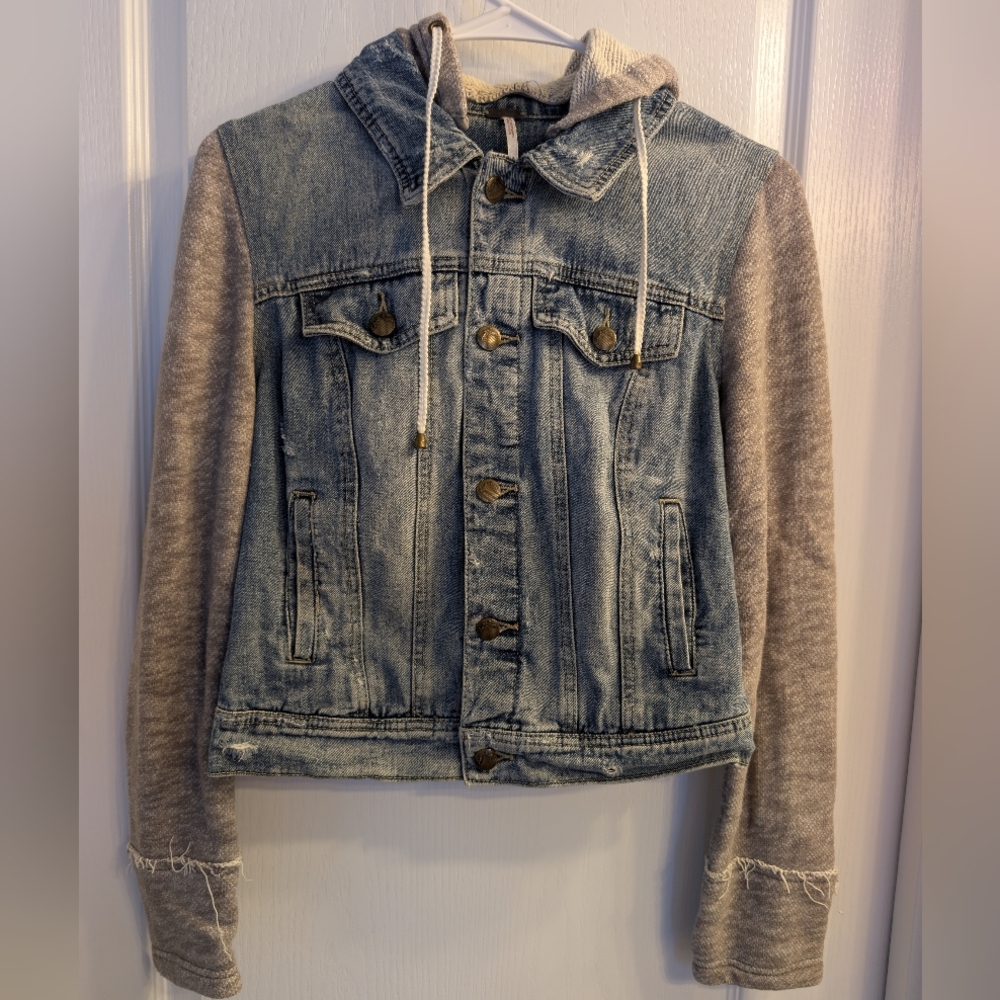Free People Denim Hoodie Jacket with Gray Sleeves Sz Small